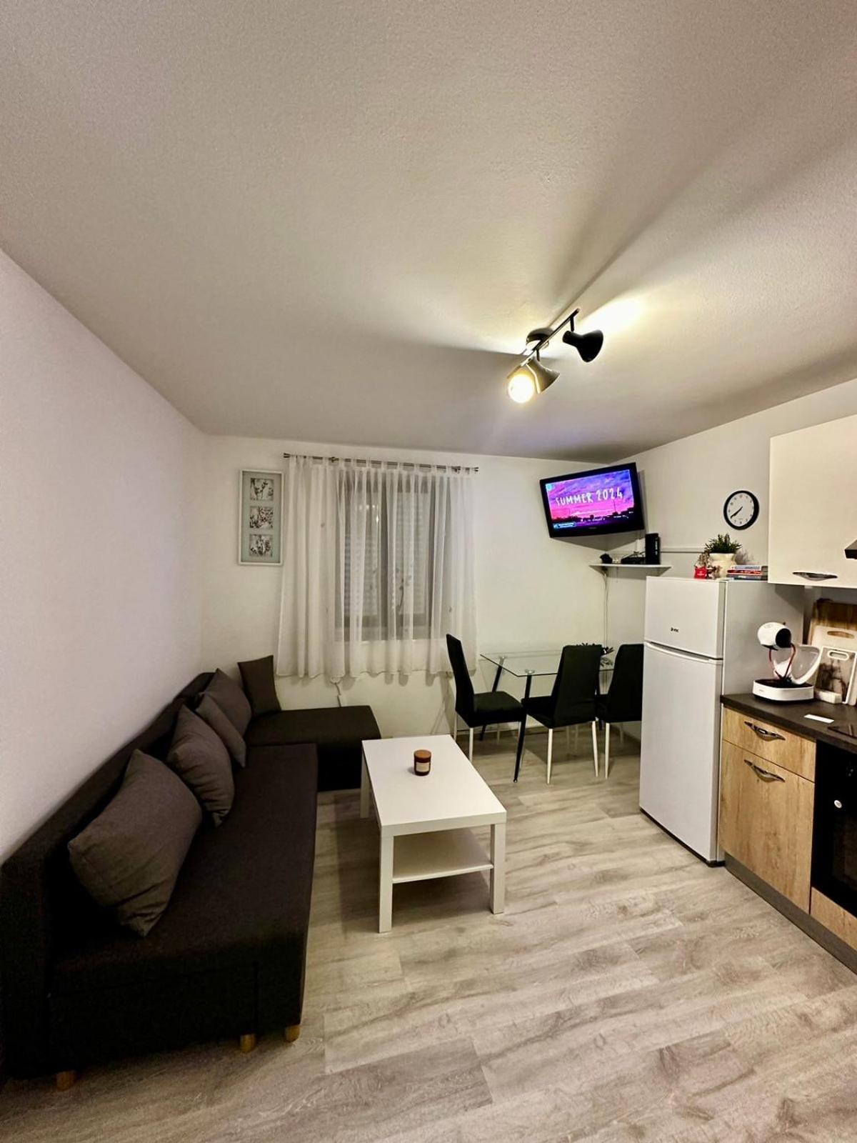 Apartma Jugo Koper Buitenkant foto